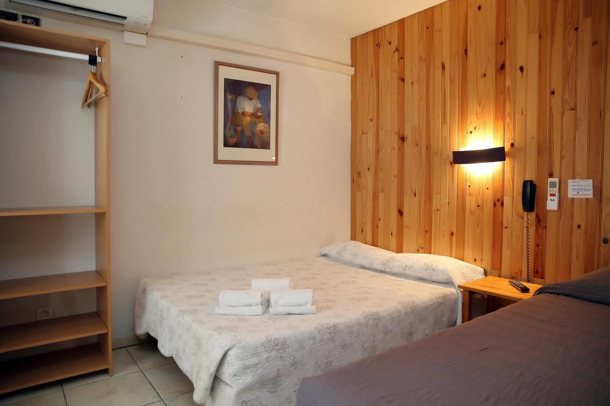 Hôtel Le Rialto Le Sequestre Esterno foto
